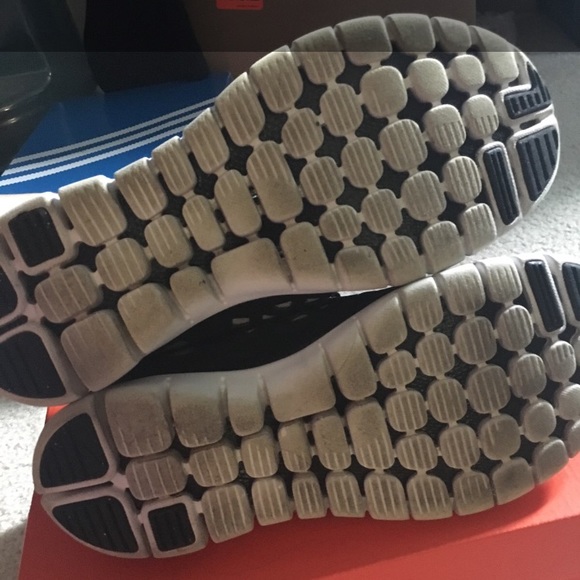 Price is firm 
Boys Nike’s size 6Y - Picture 4 of 4